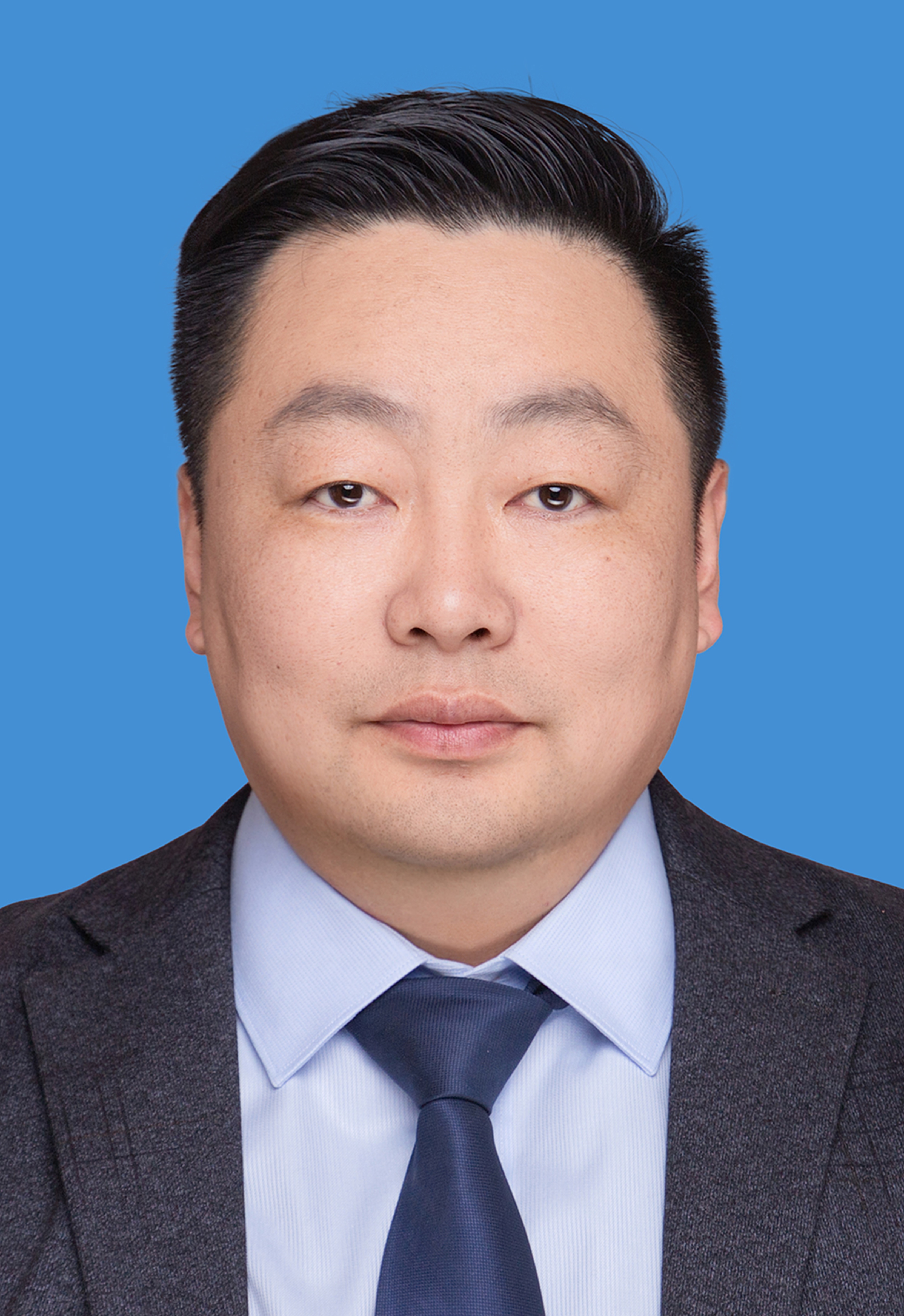 国恩成照片